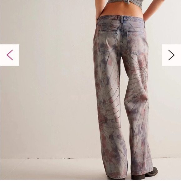 NWTO Free People We The Free Aurora Mid Rise Flare - Picture 4 of 14